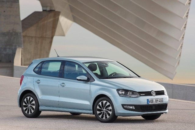 Read more about the article Γνωρίστε το νέο VW Polo TDI Bluemotion (Newsbeast.gr)