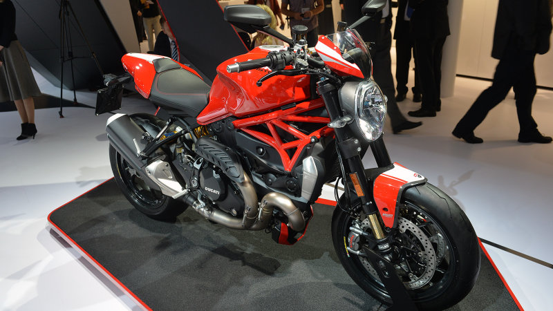 You are currently viewing 2016 Ducati Monster 1200 R finds room for more power [w/video]